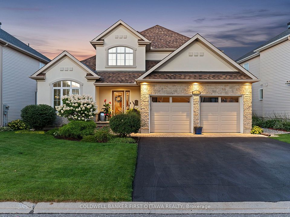 1st image of 6 Blackshire Cir