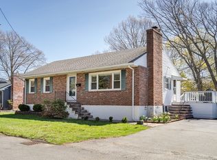 5 Perry St, Woburn, MA 01801