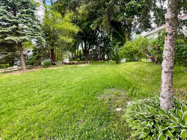 128 Webster St, Beaver Dam, WI 53916