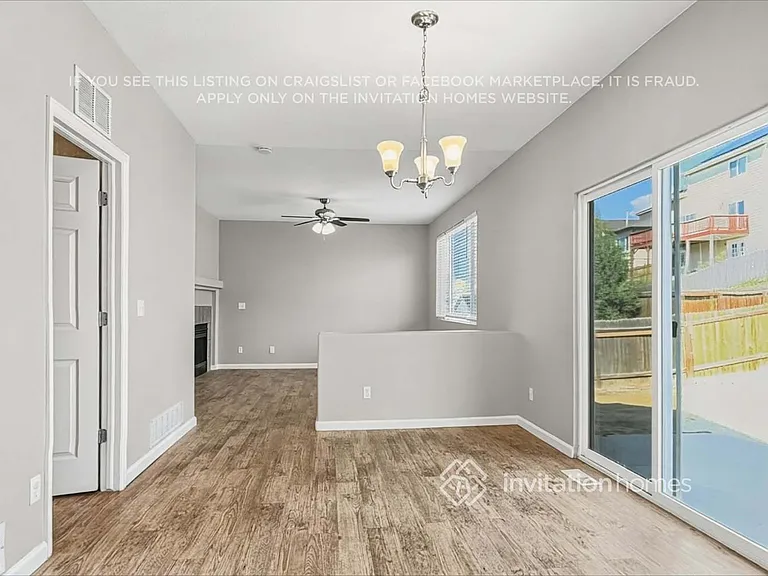 7644 Dobbs Dr — Photo 10