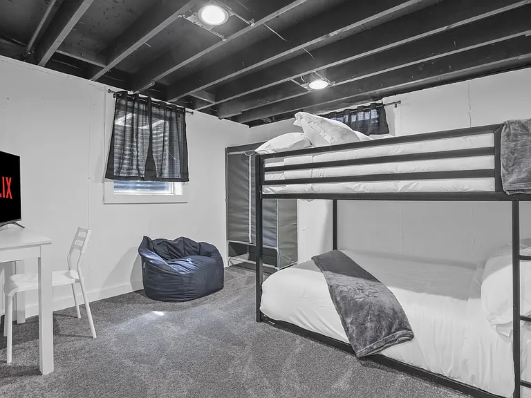 5488 Fernwood Ln — Photo 36
