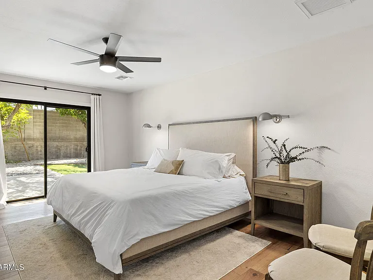 2601 E Sahuaro Dr — Photo 15