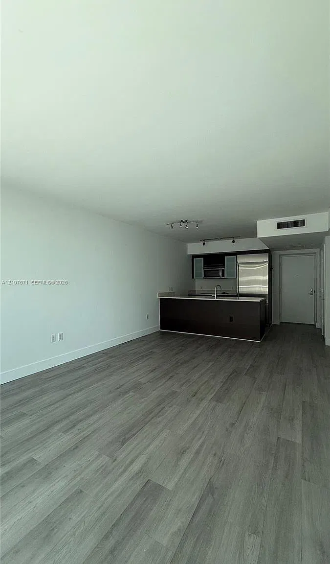 500 Brickell East Condo — Photo 4