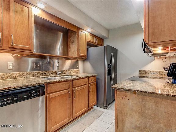 5th image of 5375 ORTEGA FARMS Boulevard #704