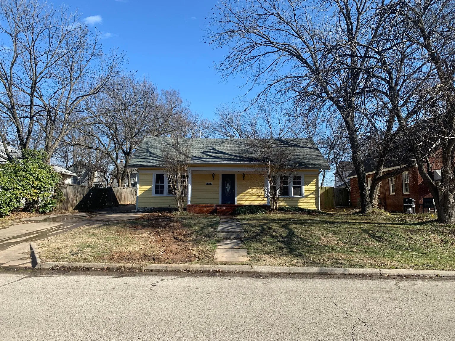 1829 N Beard Ave — Photo 2