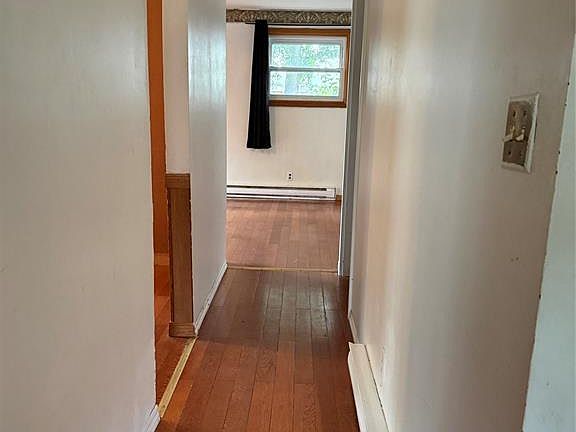 3rd image of 1110 Abbey Ct