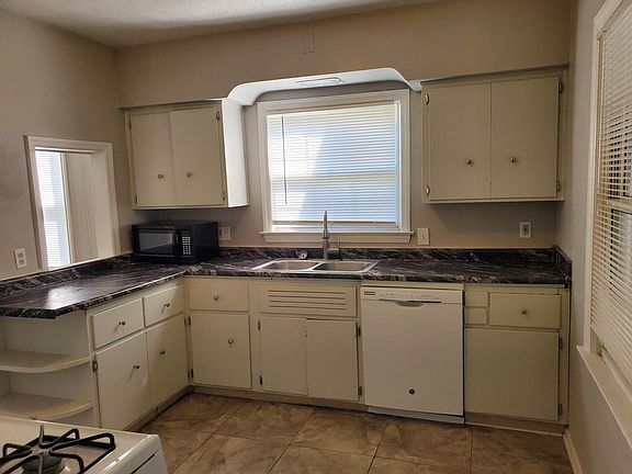 2nd image of 4233 Matson Ave #1