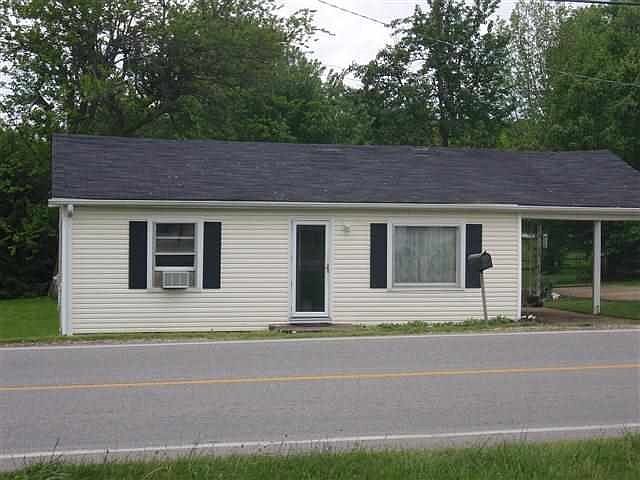 2nd image of 108 Robey St