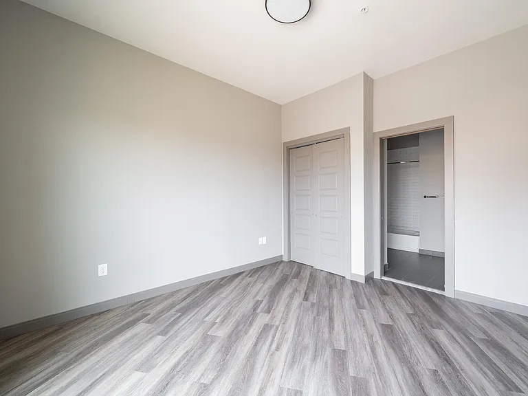 389 Main St — Photo 59
