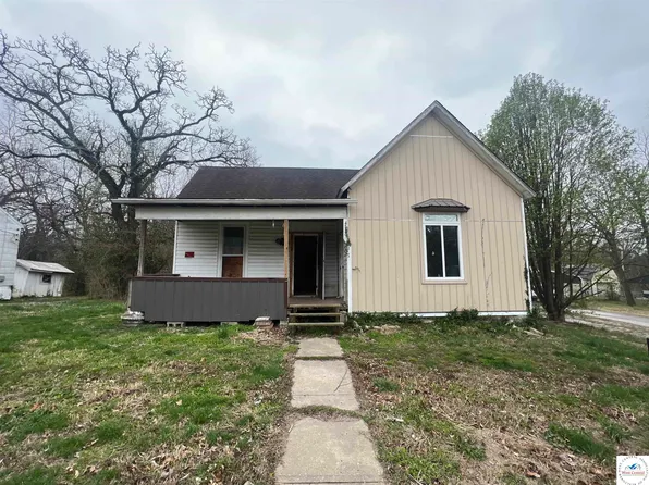 408 W Gravel, Clinton, MO 64735