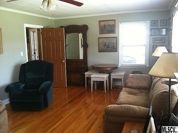 5th image of 432 Clearview Cres