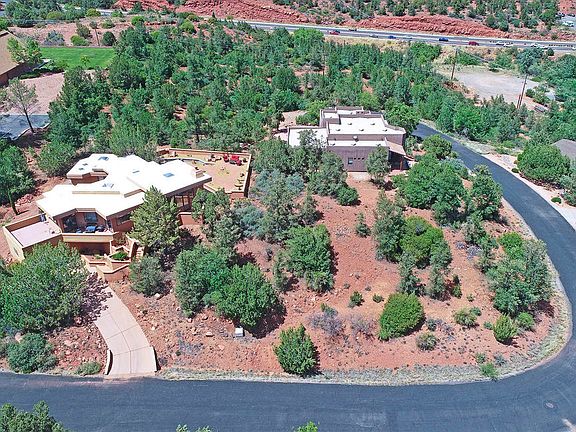 5th image of 275 Sedona Vista Dr