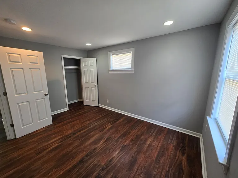 901 Elton Ave — Photo 9