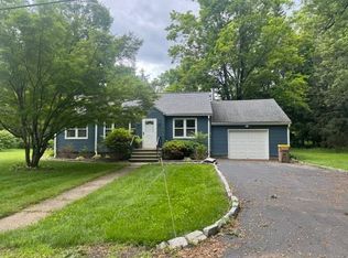 23 White Rd, Putnam Valley, NY 10579