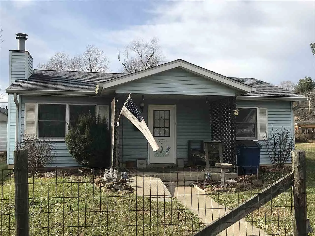 409 R St photo 1