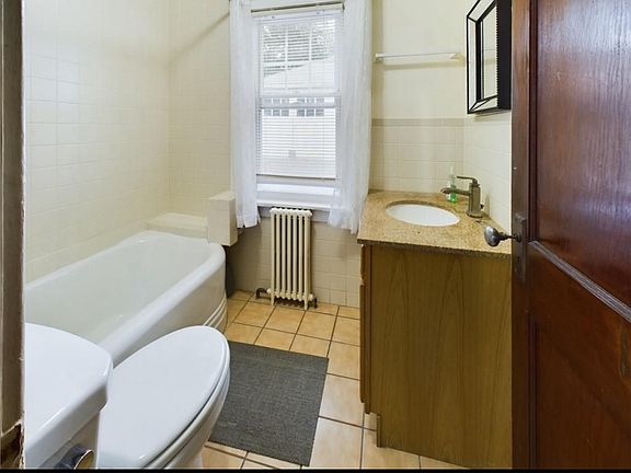 4th image of 30 Galloway Ave #1
