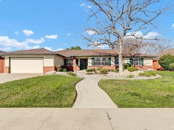 2590 Aspen St, Hanford, CA 93230