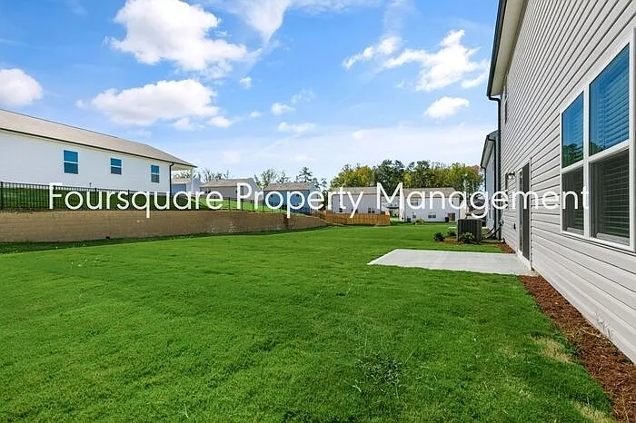 1716 Luna Way — Photo 5