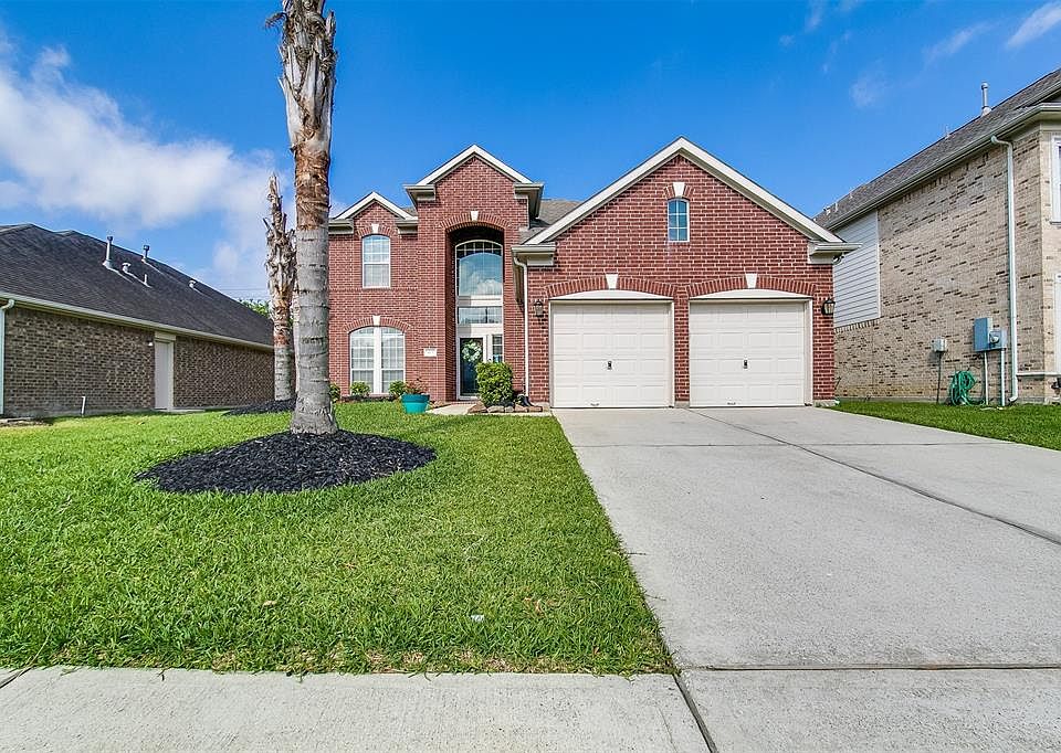 1st image of 401 Holly Branch Ln