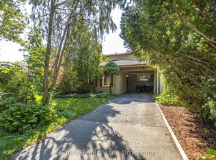 1704 Oberon Cres, Mississauga, ON L4X2K8