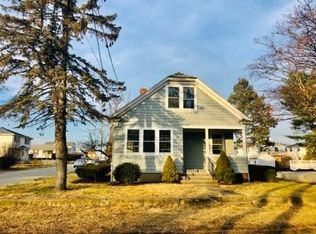 342 Fort St, East Providence, RI 02914
