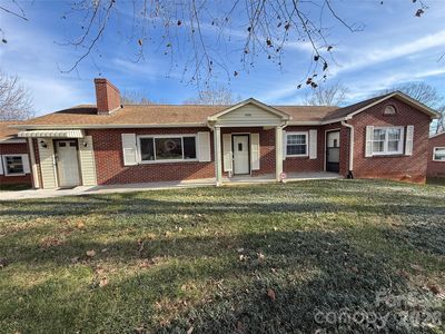 3532 16th St NE #1, Hickory, NC, 28601