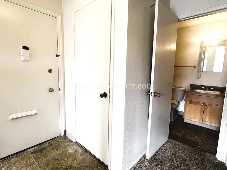 5802 SE Milwaukie Ave #3 — Photo 15