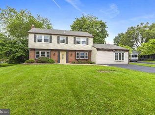 30 Tinker Pl, Willingboro, NJ 08046