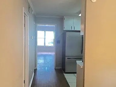 733 E College Ave — Photo 8