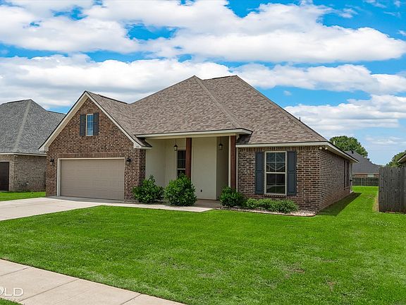 3rd image of 133 Saint Edmunds Way