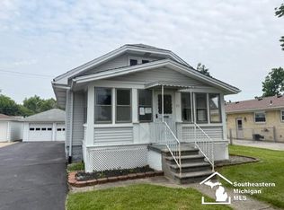 211 Huber Dr, Monroe, MI 48162