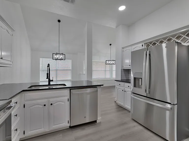 9012 Cumberland Dr — Photo 14