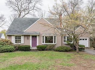 121 Burgess Ave, Westwood, MA 02090