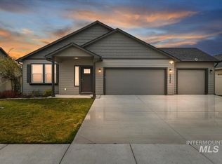 2122 Cinquefoil St, Caldwell, ID 83607