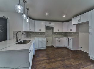 716 Worthshire St, Houston, TX 77008