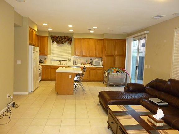 5th image of 4674 Eagle Lake Dr
