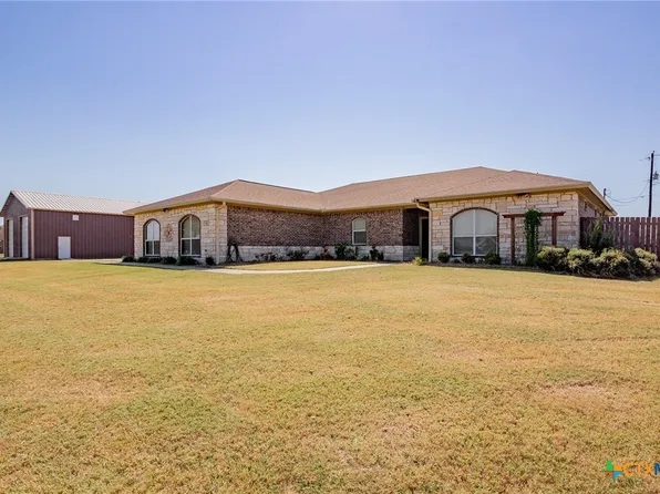 343 Chaparral Dr, Victoria, TX 77905