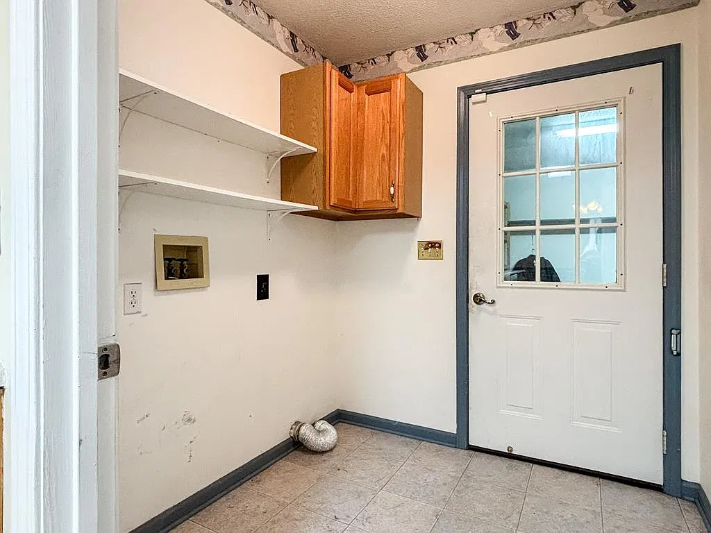 3 bed, 1520 sqft, $2,150 — Photo 3