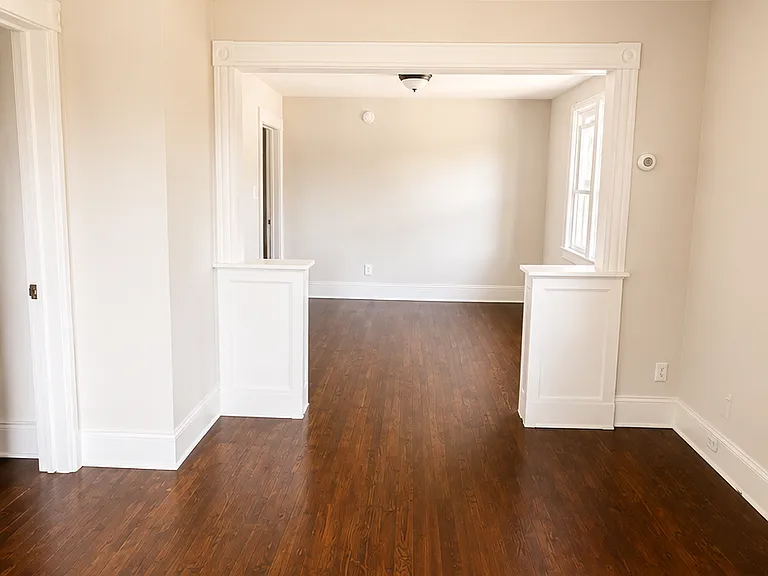 9 Ann St #2 — Photo 5