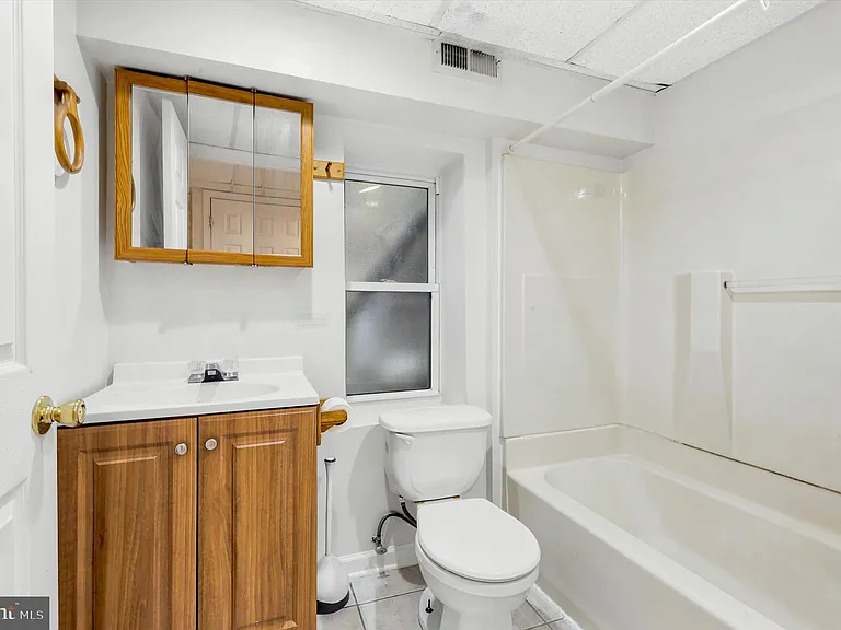 35 S 19th St #2 — Photo 7