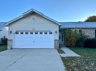 2216 Checkerberry Ln, Springfield, IL 62711