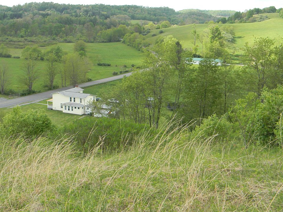 2nd image of 3148 Tioga Rd