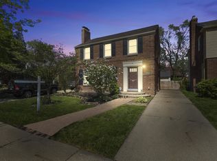460 Moran Rd, Grosse Pointe Farms, MI 48236
