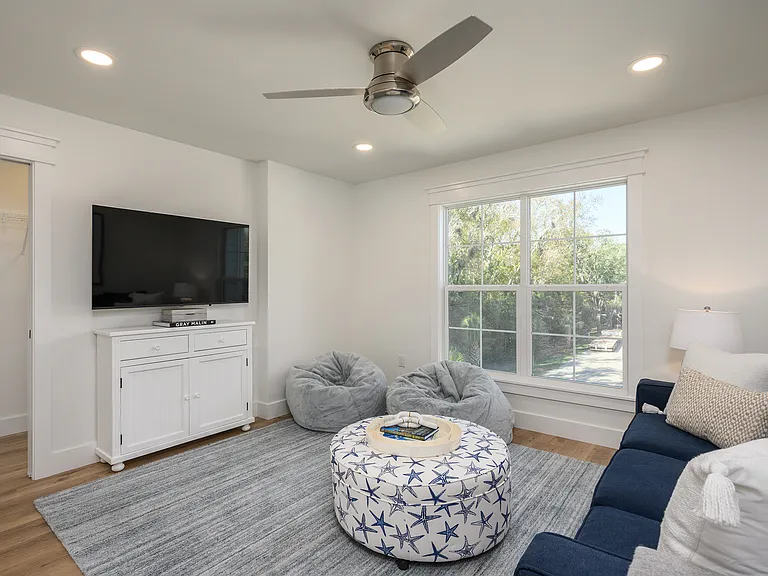 230 Olive Shell Ct — Photo 32