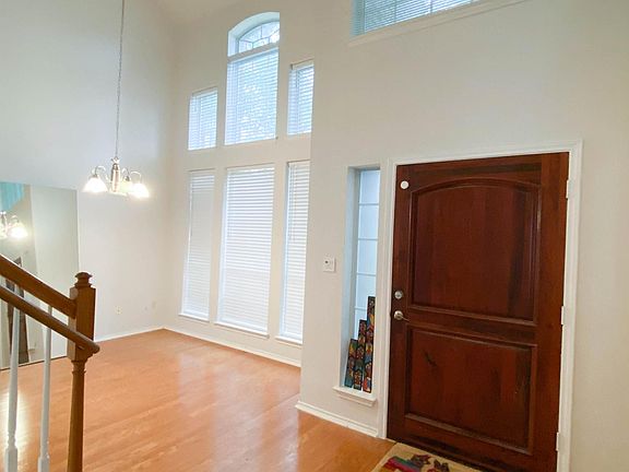 entryway and dining room (minus the staging)