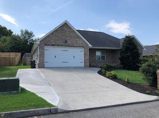5552 Meadow Wells Dr, Knoxville, TN 37924
