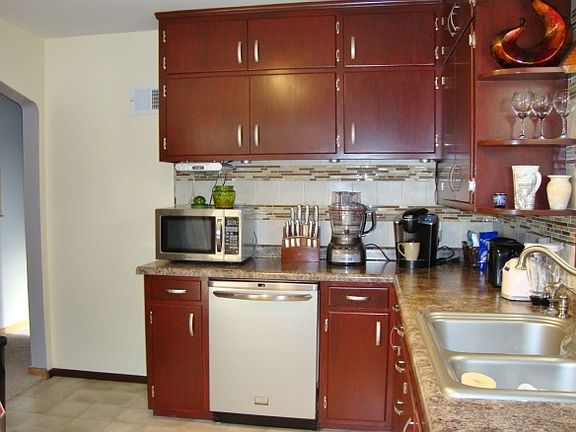 3rd image of 1545 Beaver Ave