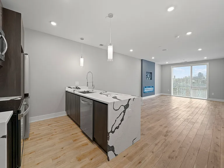 Veranda Apartments — Photo 49