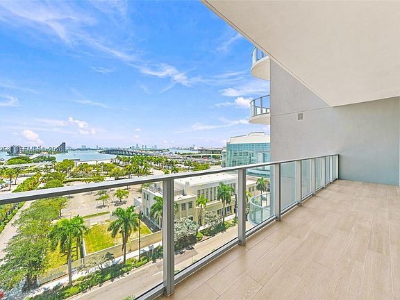 5th image of 1400 Biscayne Blvd #708