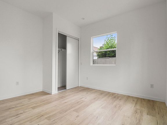 3rd image of 7840 Lasaine Ave #Adu